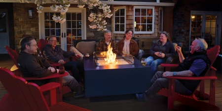 Fire pit chat table